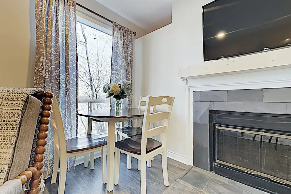 New Listing! Riverfront In Germantown 1 Bedroom Condo