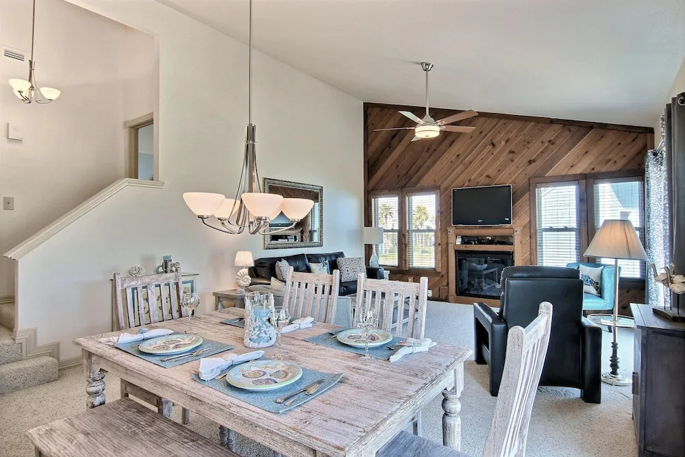Laluna Madre 2 Bedrooms 2 Bathrooms Home