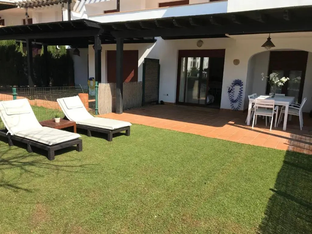 Apartamento VenAVera Playa Jardines de Nuevo Vera D4-0C Bajo Primera Línea WIFI