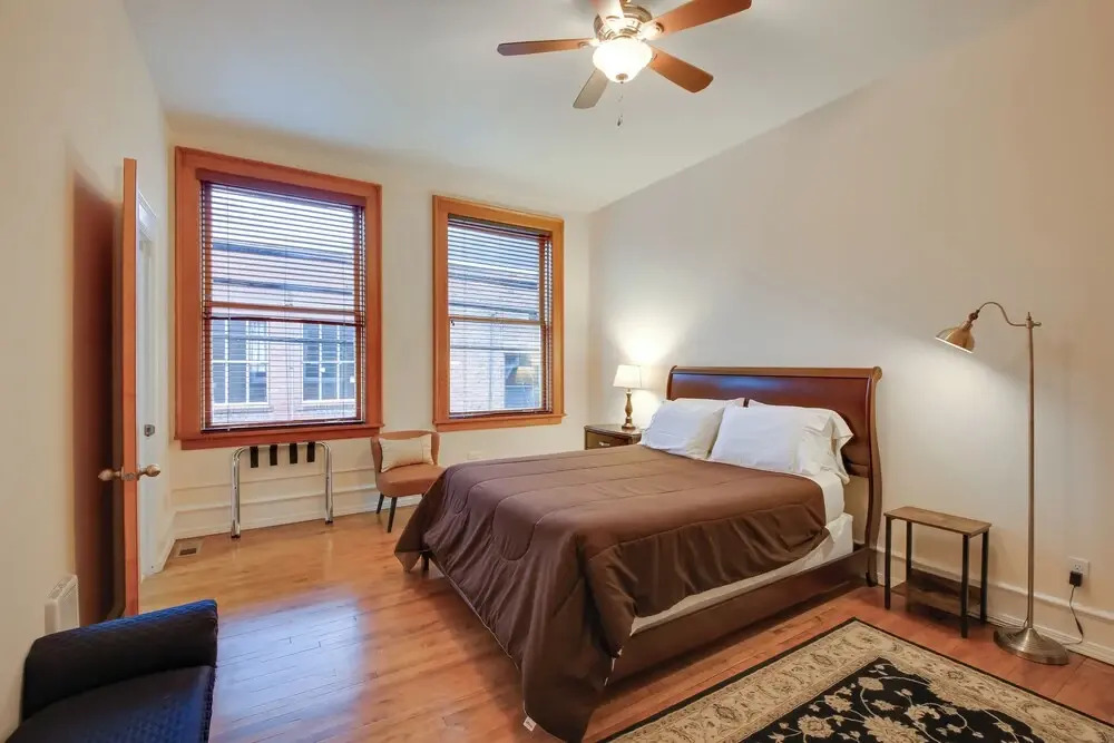 Great for Skiing & Biking! Cozy Dtwn Wallace Condo