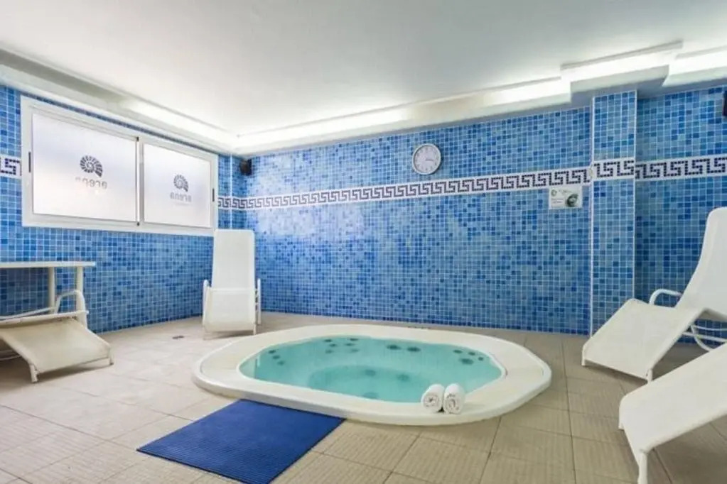 Apartamentos Lobosol Paradise