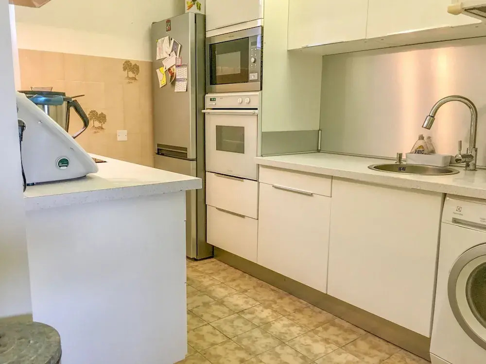 Authentic and beautiful one bedroom apartment with sea views
