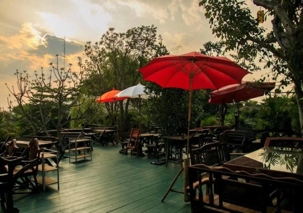 Phu Proud Resort