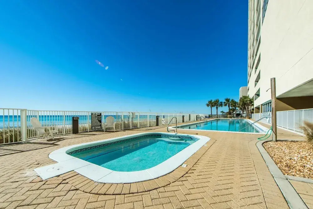 Ocean Reef 704