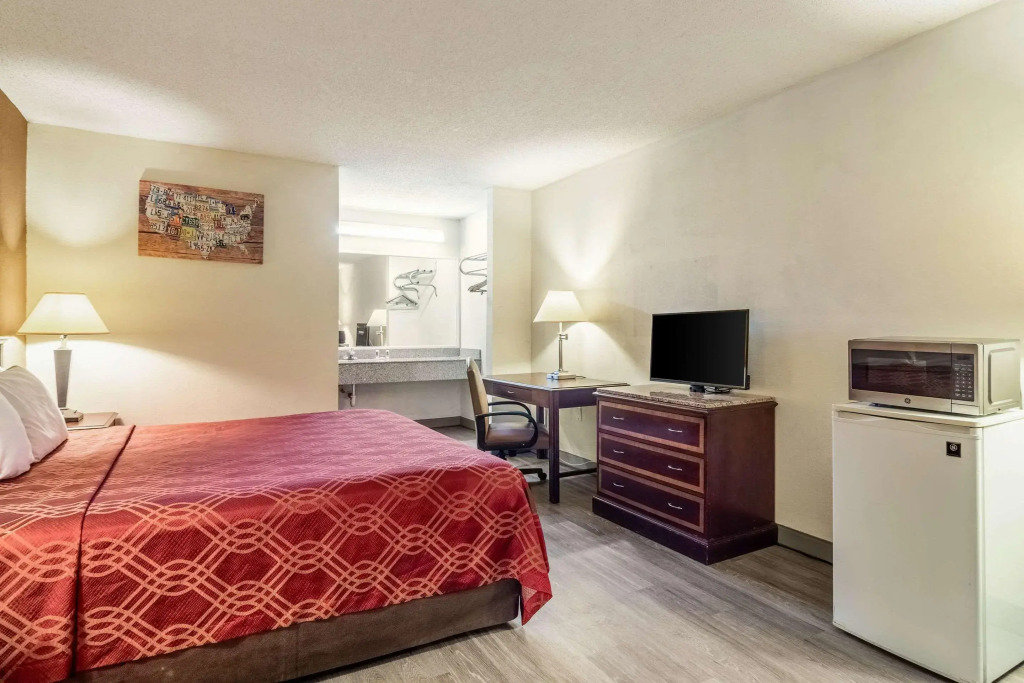 Econo Lodge Acworth East