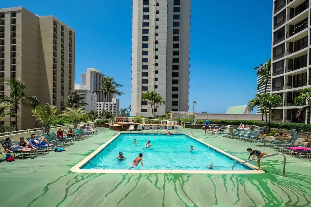 Waikiki Banyan Tower 2 by VRI Americas