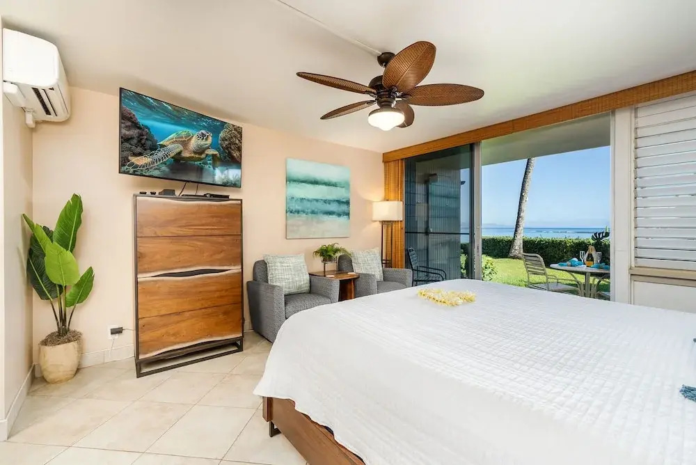 Napili Shores A106 0 Bedroom Condo by RedAwning