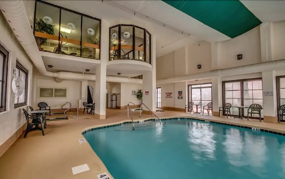 Palms Resort