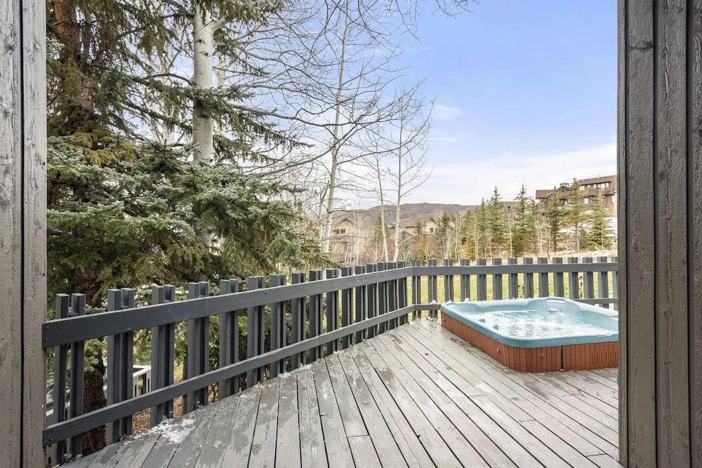Snowmass 3 Bedroom Private Hot Tub 131