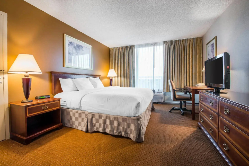 Clarion Inn and Events Center Pueblo North