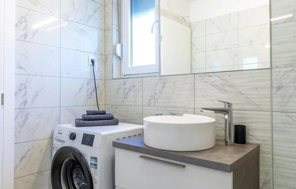 Stunning Apartment in Solin With Wifi and 2 Bedrooms