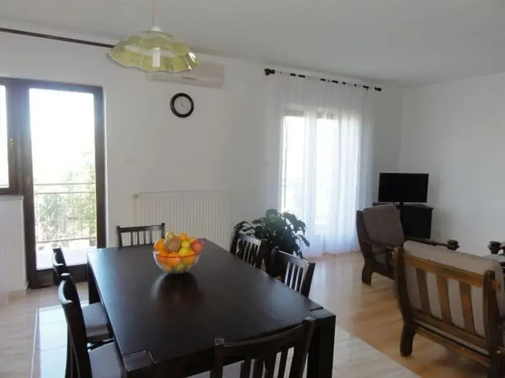 Holiday apartment Helena - quiet street