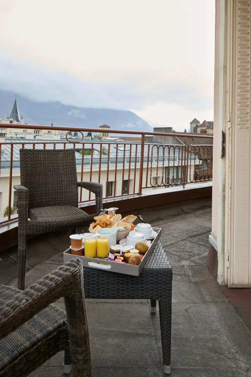 Best Western Plus Hotel Carlton Annecy