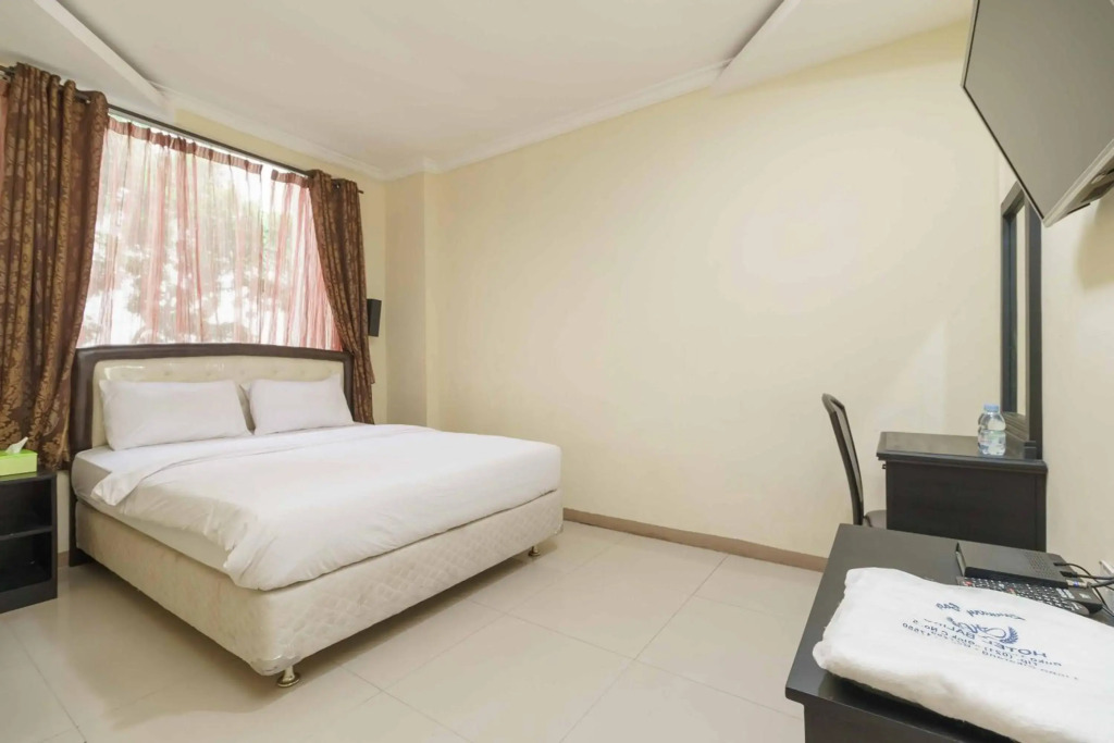 RedDoorz near City Walk Lippo Cikarang