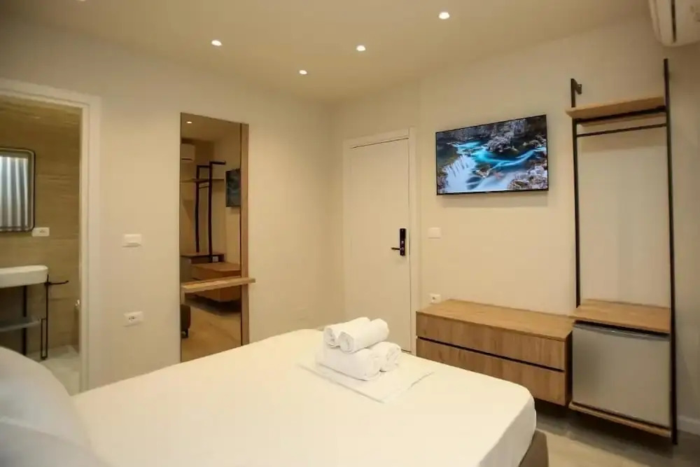 ReiVal Hotel
