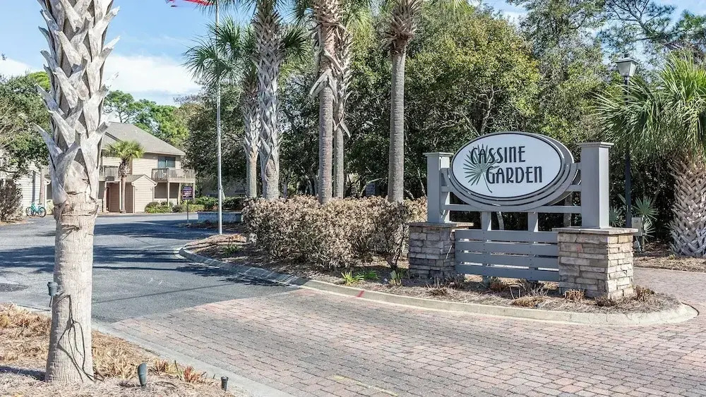 2br/2.5ba, Pool, Tennis, Beach Access!