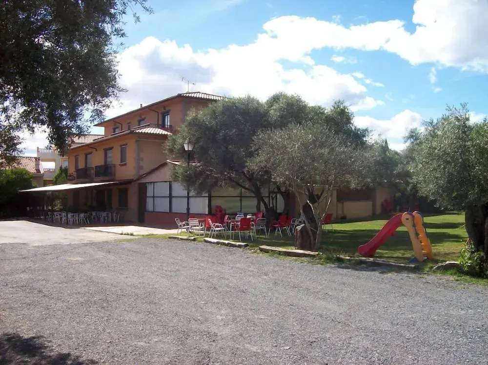 Hotel Rural Hojaranzos