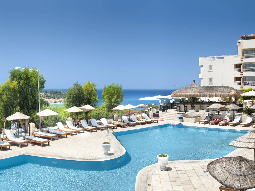 Hotel Carina