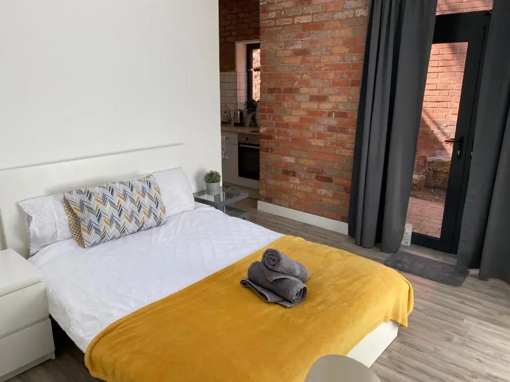 Lovely 1 bedroom serviced apartment in City Centre