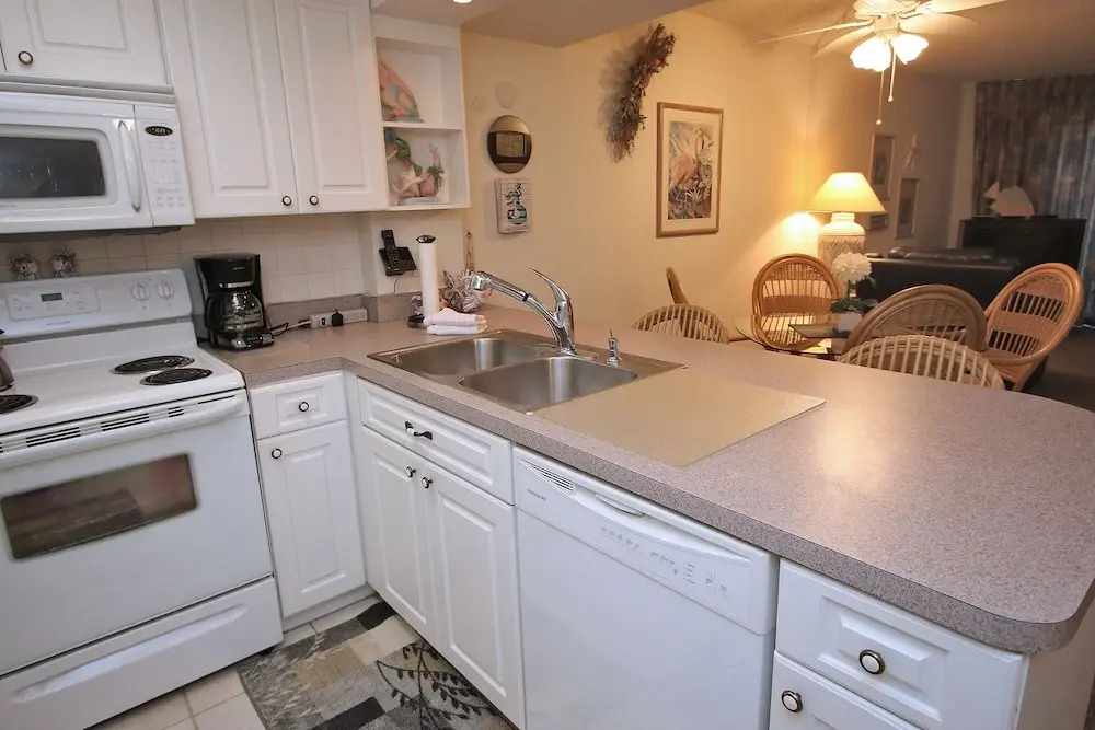 Chateaux 208 Apartment