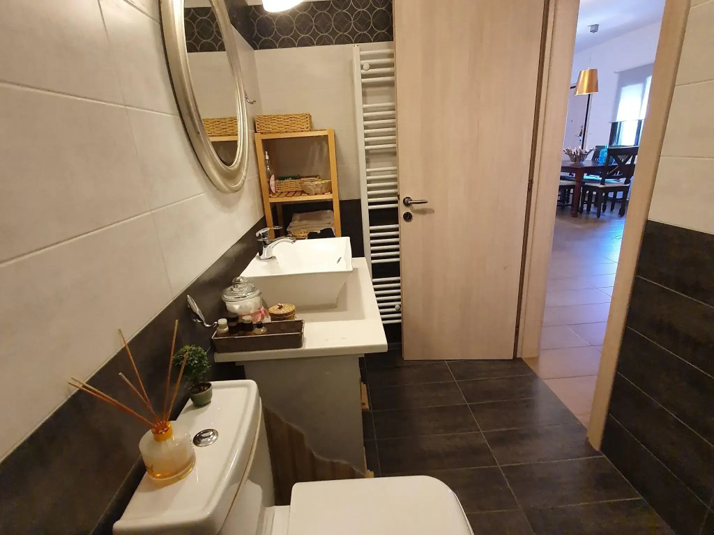 Apartment in Loutra Elenis With Garden