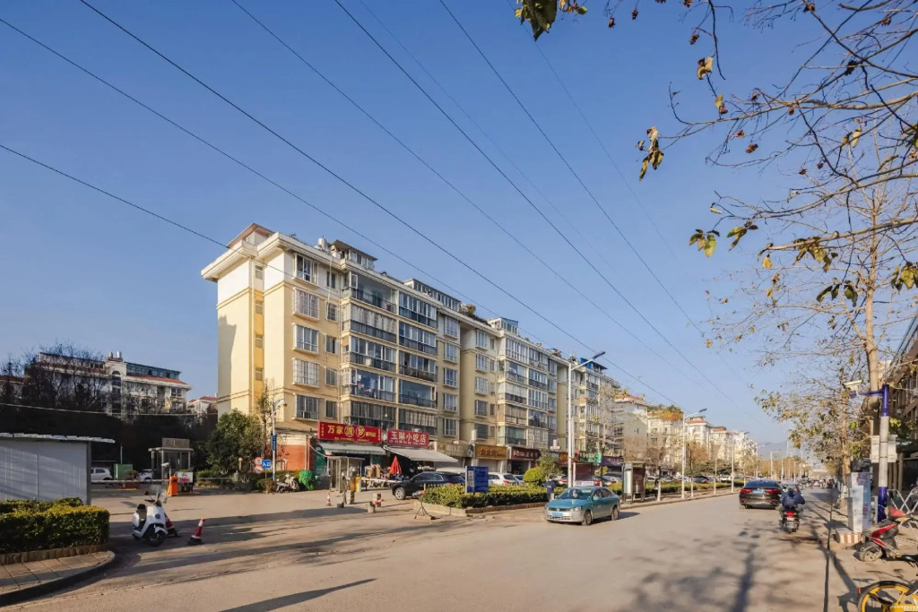 Homeinn Selected Hotel (Kunming Dianchi Road)