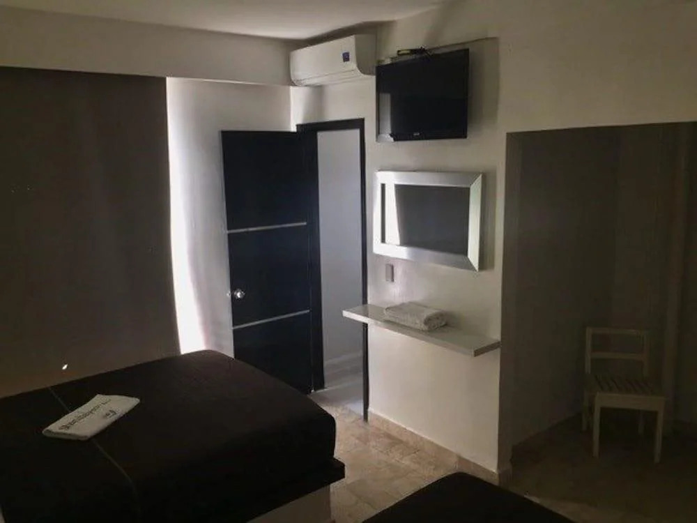Hotel Sharidia