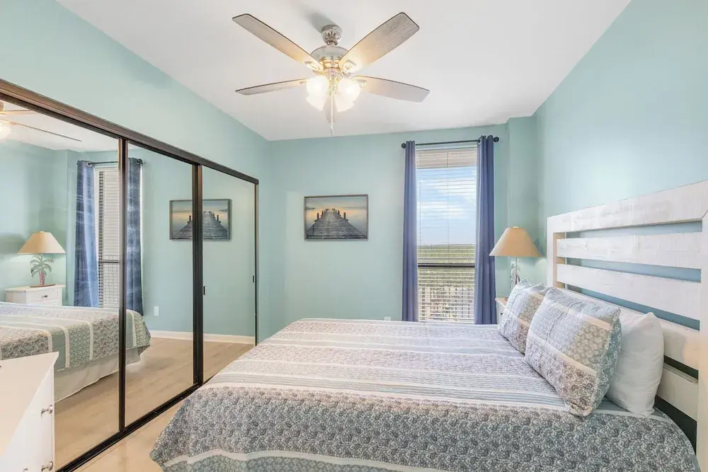 Windward Pointe 803