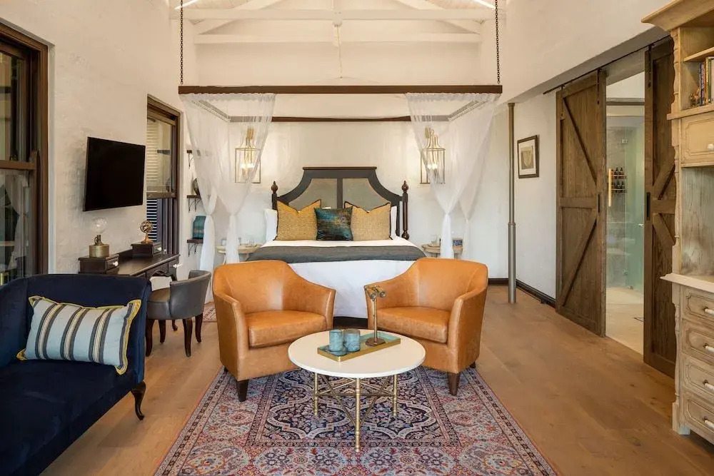 Mbano Manor Hotel Victoria Falls