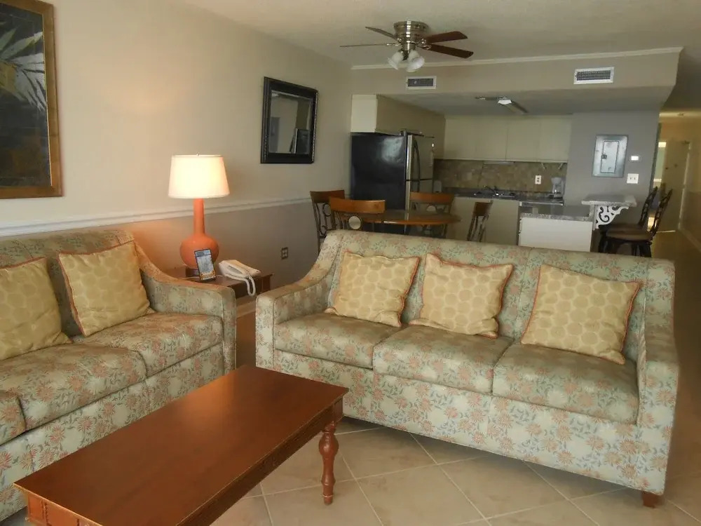 1007 Waters Edge Resort 1 Bedroom Condo