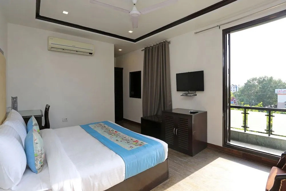 OYO Flagship 746 Bhikaji Cama Place
