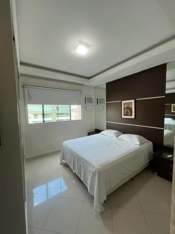 Apartamento 3 suítes próximo a praia