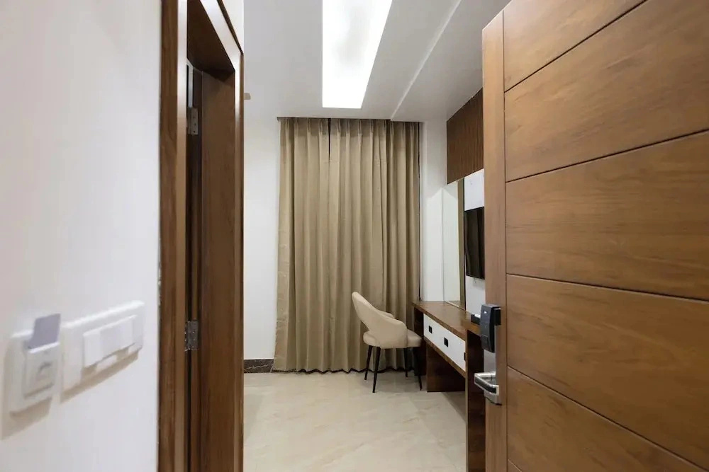 Sitharth Hotel