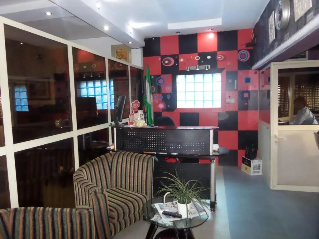 Belfem International Suites