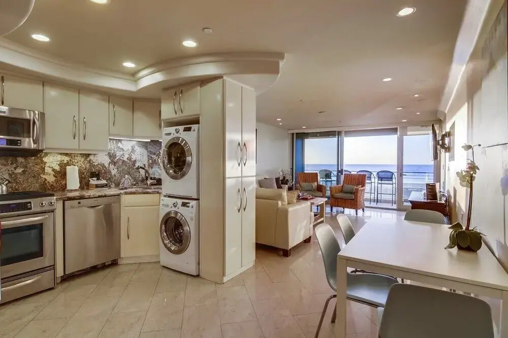 Residence Club III 4 Bedrooms 5.5 Bathrooms Townhouse