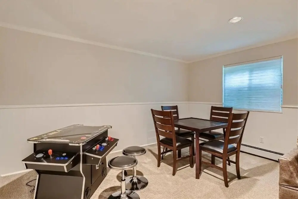 Hawn Drive 62 4 Bedroom Townhouse by RedAwning