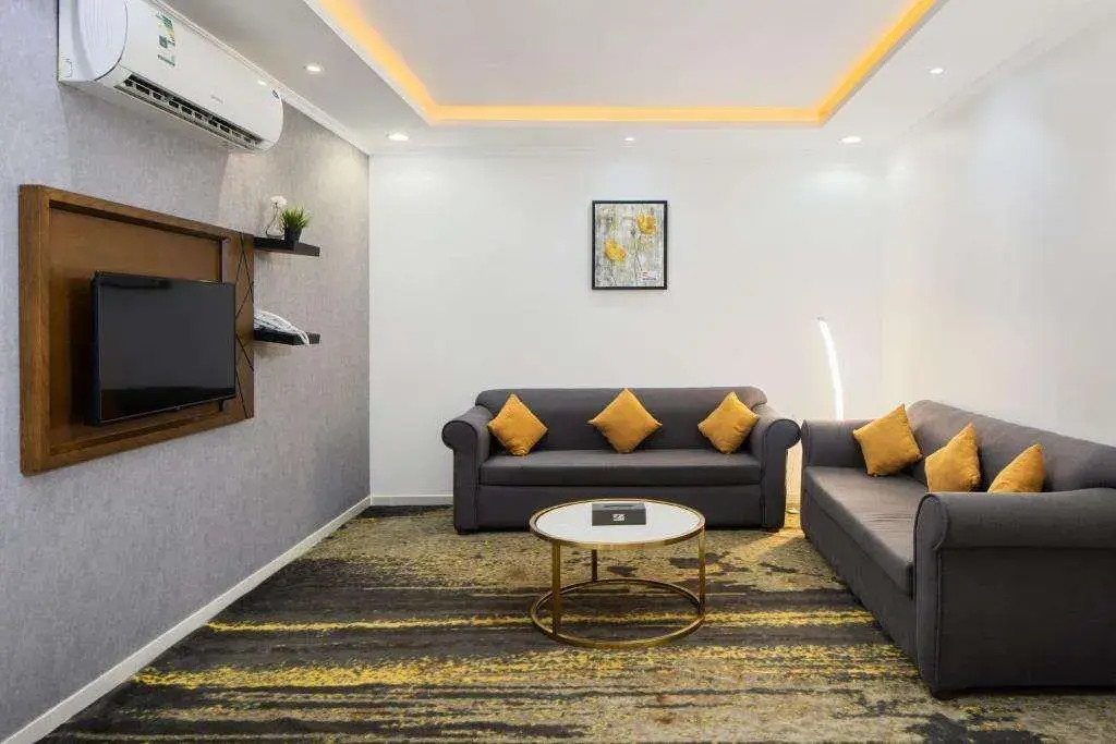 Mirada Purple Al Waha - Serviced Apartments