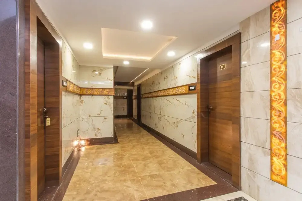 OYO 8977 Hotel Rajnandani Residency