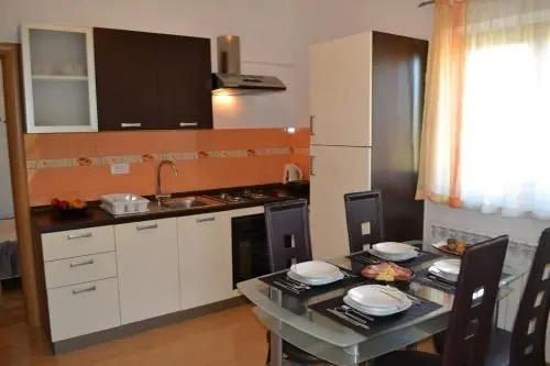 Apartment Matea In Kringa