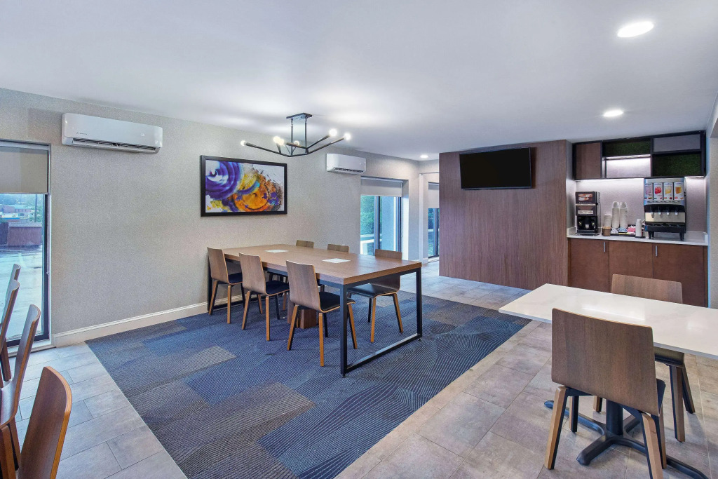 La Quinta by Wyndham Nashville Airport