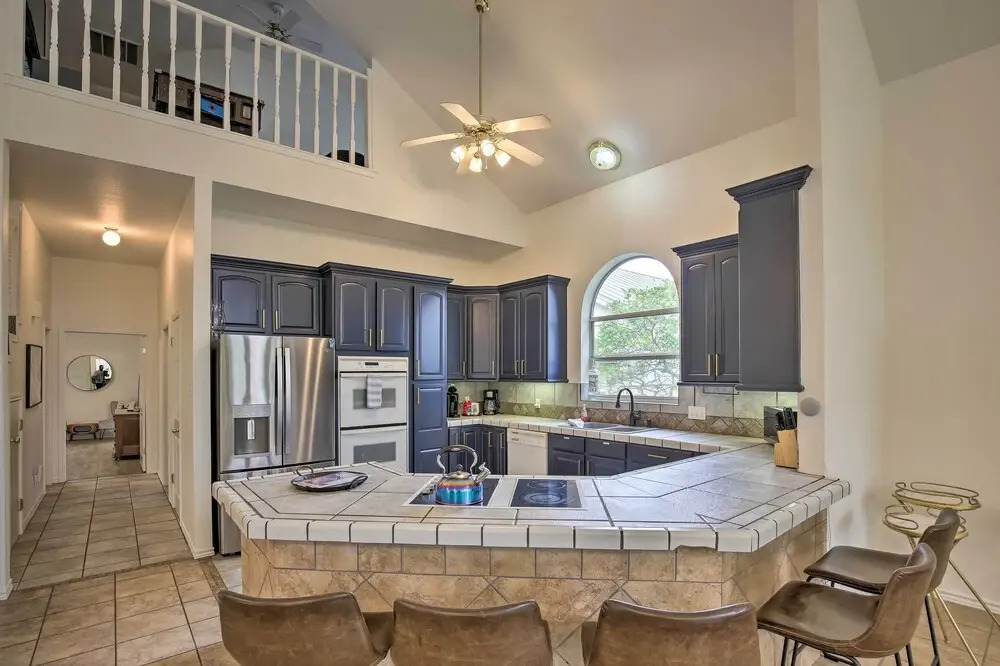Seguin Home on Lake Placid w/ Boat Dock!