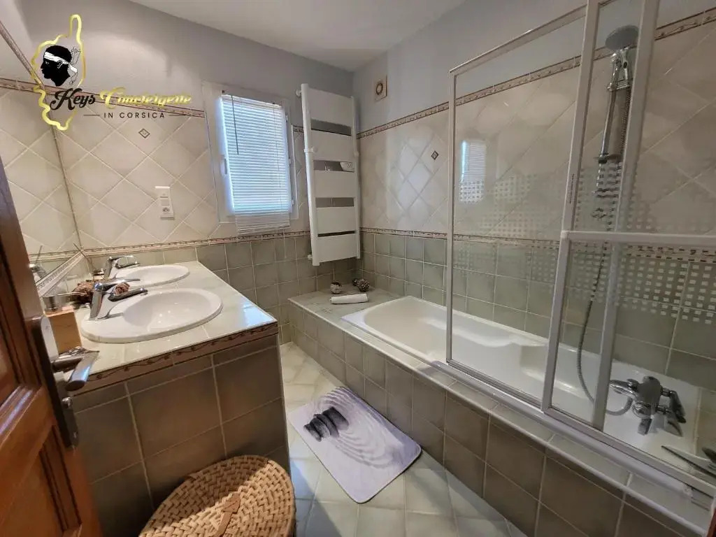 Villa 125m2 6/8 pers Trinité de Porto Vecchio Piscine