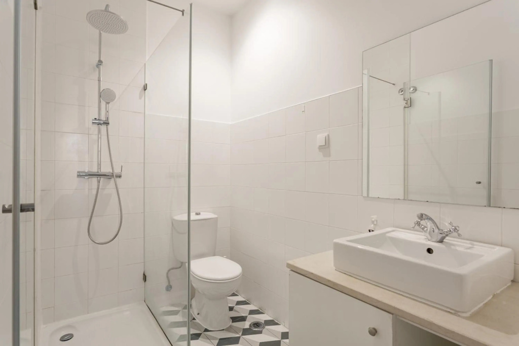 ALTIDO Vintage 2BR Apt in Chiado, nearby Rossio train station
