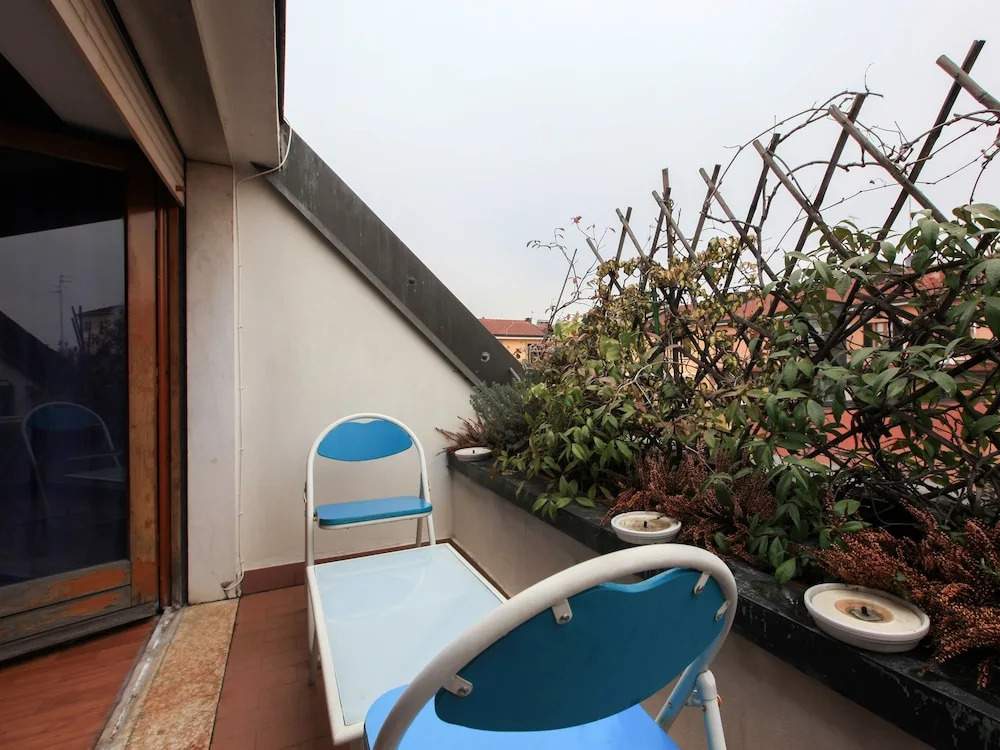 Residence House Aramis Down Town