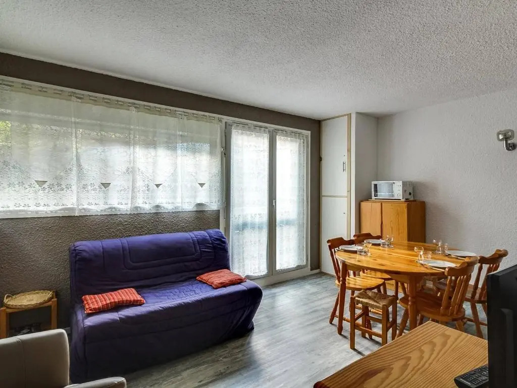 Appartement Cauterets, 2 Pièces, 4 Personnes - Fr-1-401-84