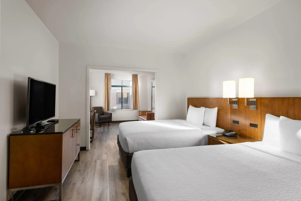 Ramada Suites by Wyndham San Diego Hotel Circle Area