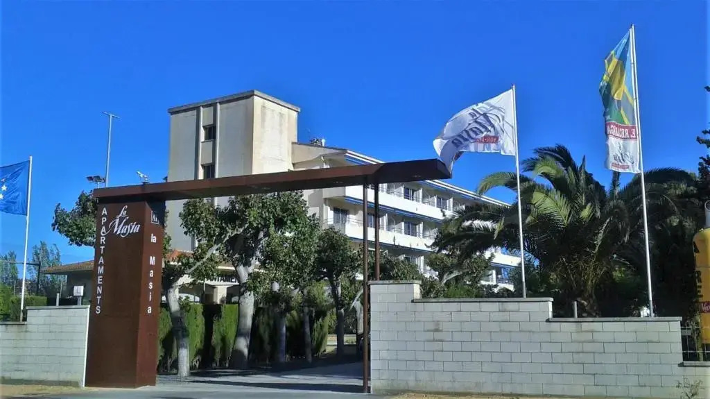 Apartamentos La Masia
