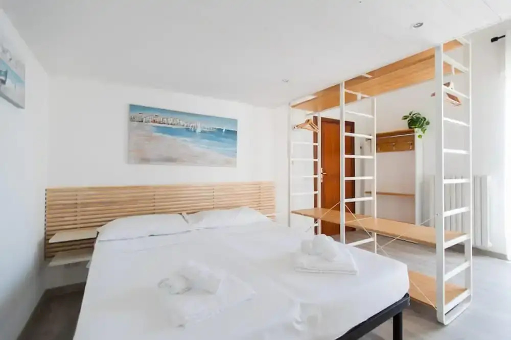 Torre Lama With Seaview Balcony by Wonderful Italy