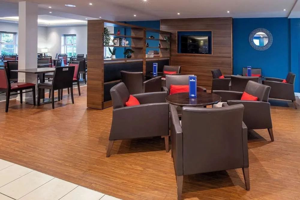 Holiday Inn Express Birmingham Oldbury M5 Jct 2