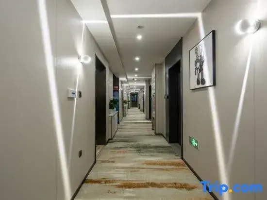 Yunhe Zhenpin Hotel (Ergong Gymnasium Finance and Economics University Store)
